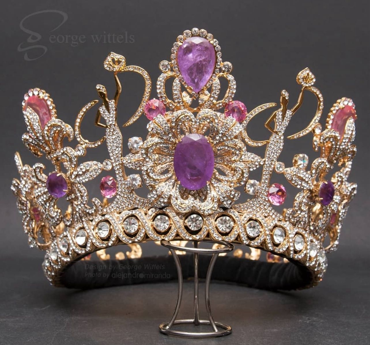 Miss Teen Universe Crown